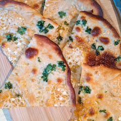 A picture of Garlic Parmesan Pizza Bread.