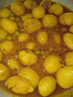 আলুর দম রেসিপির প্রধান ছবি