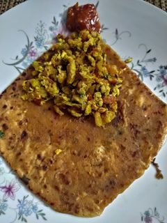 টমেটো পরোটা (Tomato Porota recipe in Bengali) রেসিপির প্রধান ছবি