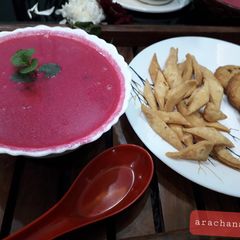 A picture of Beetroot soup.