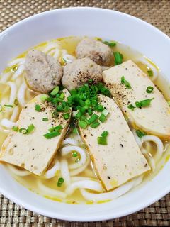 Hình của món Bánh canh chả cá,chả cua.