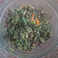 A picture of Amaranth leaf ka saag with black gram.