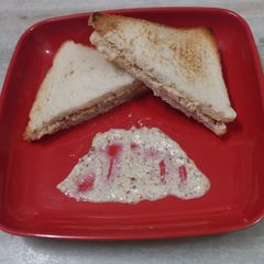 A picture of Hung curd Sandwich.