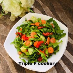 A picture of Green Salad 🥗.