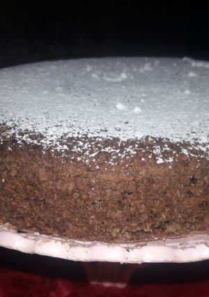 Una foto de Torta dulce de cacao😋