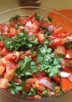 Foto resep 4. Sambel tomat Mentah segar (Salad pedes)