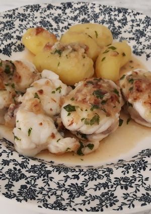 Una foto de Rape en salsa verde
