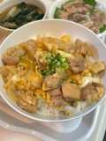 โอยาโกะด้ง (ข้าวหน้าไก่ญี่ปุ่น)