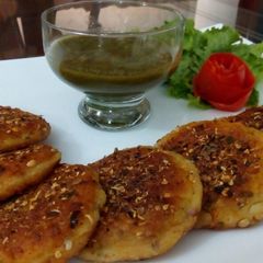A picture of Allu kay chapli kabab.