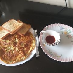 A picture of Spanish omelet.