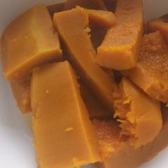 A picture of Boiled pumpkin.
