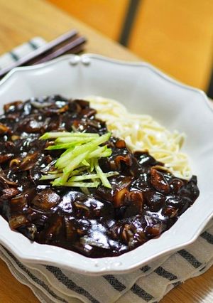 Foto resep JJajangmyeon dan homemade saus hitamnya