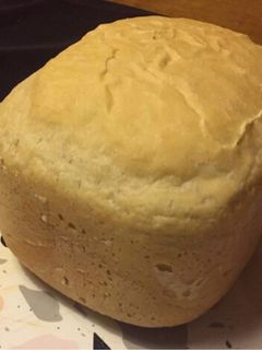 Házi kenyér (800 g) kenyérsütőben (fagyasztható) recept fotója