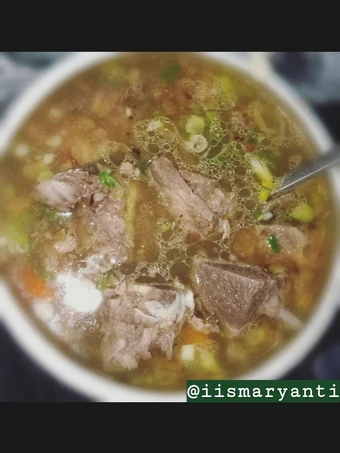 Langkah Mudah untuk Menyiapkan Resep Soup tulang sapi yang Enak Banget Anti Ribet, Mantap Sekali