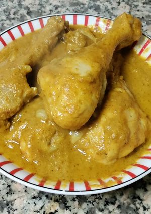 சிக்கன் லெக் பீஸஸ் கிரேவி (Chicken Leg Piece Gravy Recipe in Tamil) செய்முறை முக்கிய புகைப்படம்