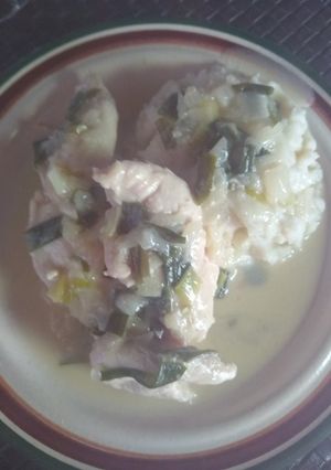 Una foto de Pollo al verdeo, según yo!