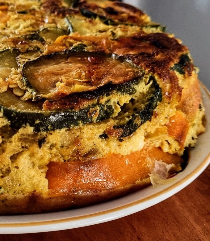 Una foto de ZUCCHINI🥒Al Pastel con Zanahoria🥕🥕...!