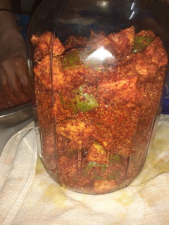 કેરી નું ખાટું અથાણું (Keri Khatu Athanu Recipe In Gujarati) રેસીપી મુખ્ય ફોટો