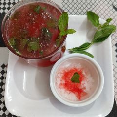 A picture of Gond katira rose water.