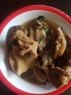 A picture of Assorted meat pepper soup.