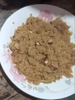 A picture of Gur wala halwa (special for winter).
