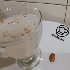 A picture of Mashroob e Mashriq🥛.