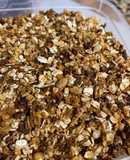 Granola caseira com manteiga de amendoim