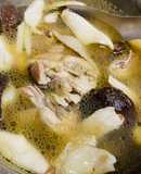 菇菇筍片雞湯