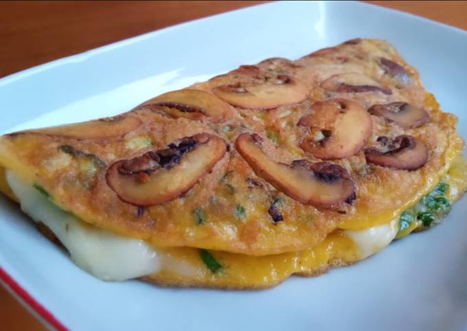  Resep  Mushroom cheese omelet  Telur dadar jamur keju  oleh 