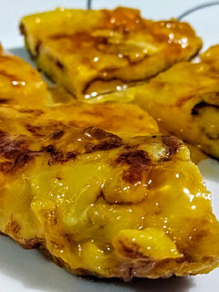 Una foto de TORTILLA Francesa con Mermelada de🍑 Melocotón...!
