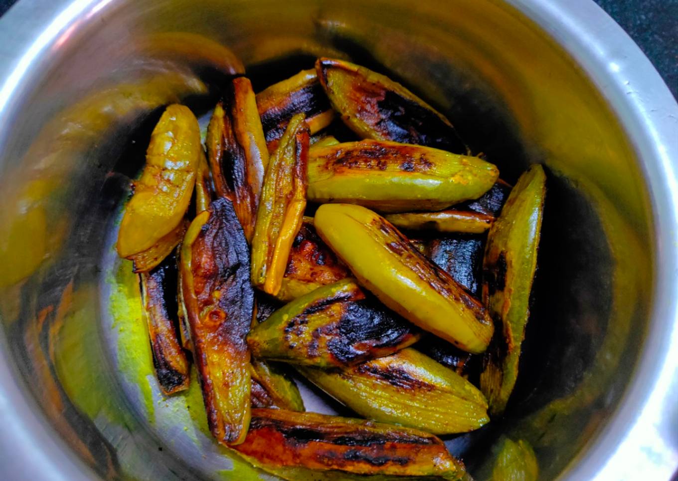 Potol Bhaja: Fried Pointed Gourd