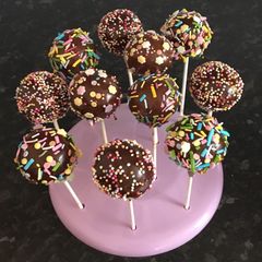 A picture of Cake pop.