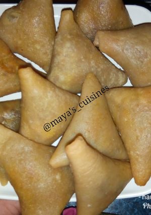 A picture of Pastry samosa.