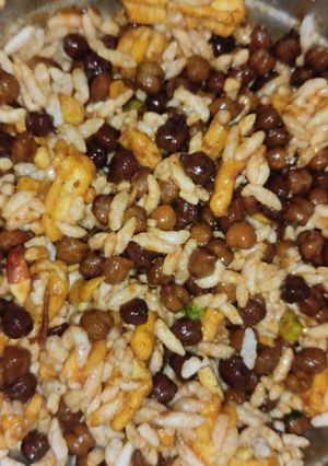 चना चाट (Chana chaat recipe in hindi) रेसिपी मुख्य फोटो