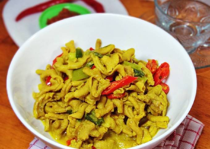 Bagaimana Membuat Usus Ayam Bumbu Kuning, Lezat