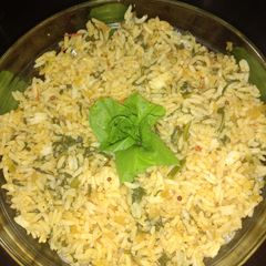 A picture of Spinach rice.