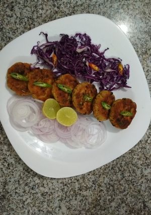 A picture of Chicken Shami Kebab.