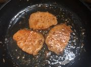 Hình ảnh của thịt thăn heo rim