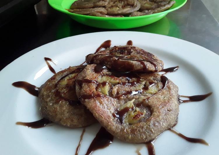 Langkah Mudah untuk Membuat 🍌Banana whole wheat pancakes aka Godeblag Cau 🍌 yang Sempurna