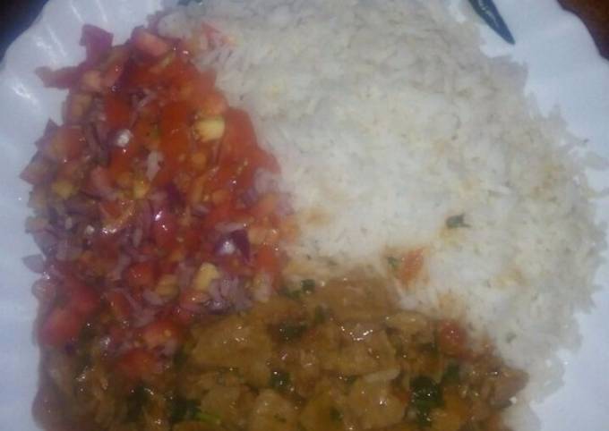 Rice kachumbari with beef stew