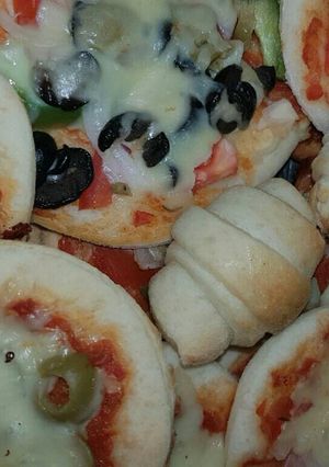 صورة لوصفة عجينة بيتزا وفطاير وخلية نحل