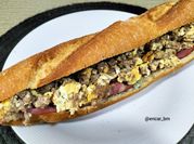 Una foto de bocadillos de carne