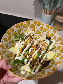 Una foto de Ensalada de apio y manzana