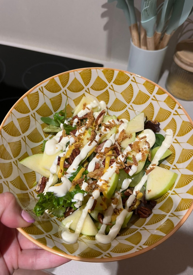 Una foto de Ensalada de apio y manzana