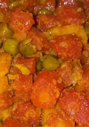 A picture of Aloo gajar matar veg.