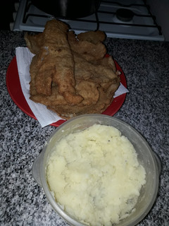 Una foto de Filete en milanesas con puré