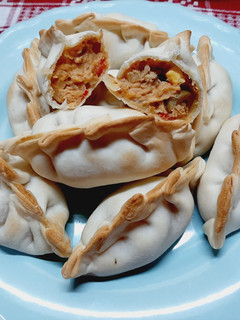 Una foto de Empanadas de atún y algo más 🐟