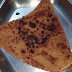A picture of Triangle parantha.