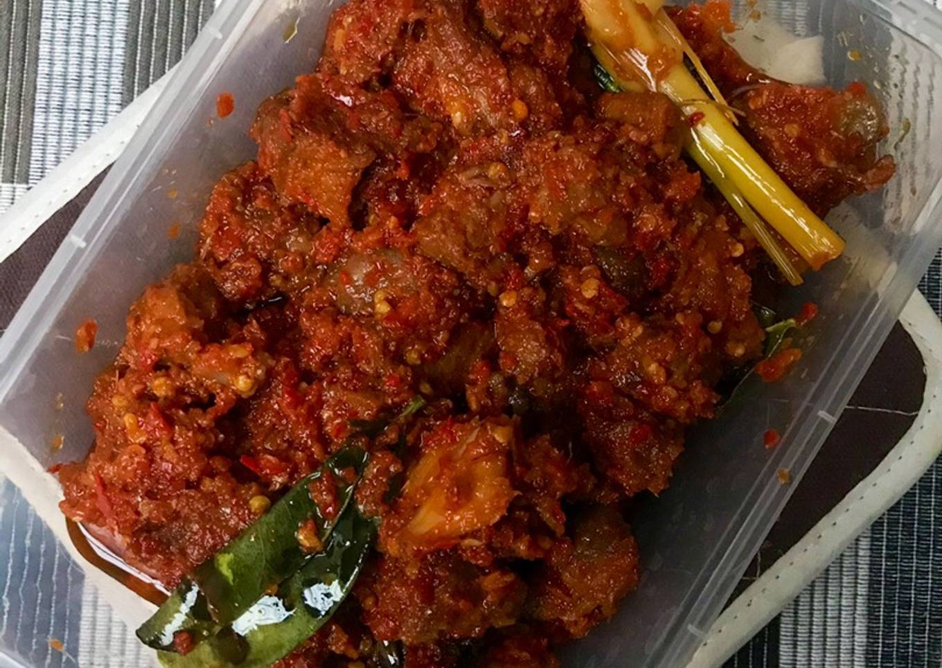 Daging sapi mercon