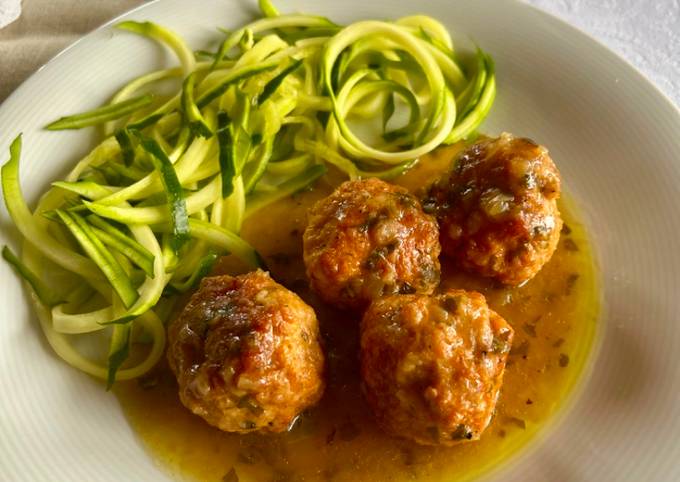 Albóndigas De Pechuga De Pollo De Corral O Campero En Salsa Verde Receta De Maria Cookpad 7159